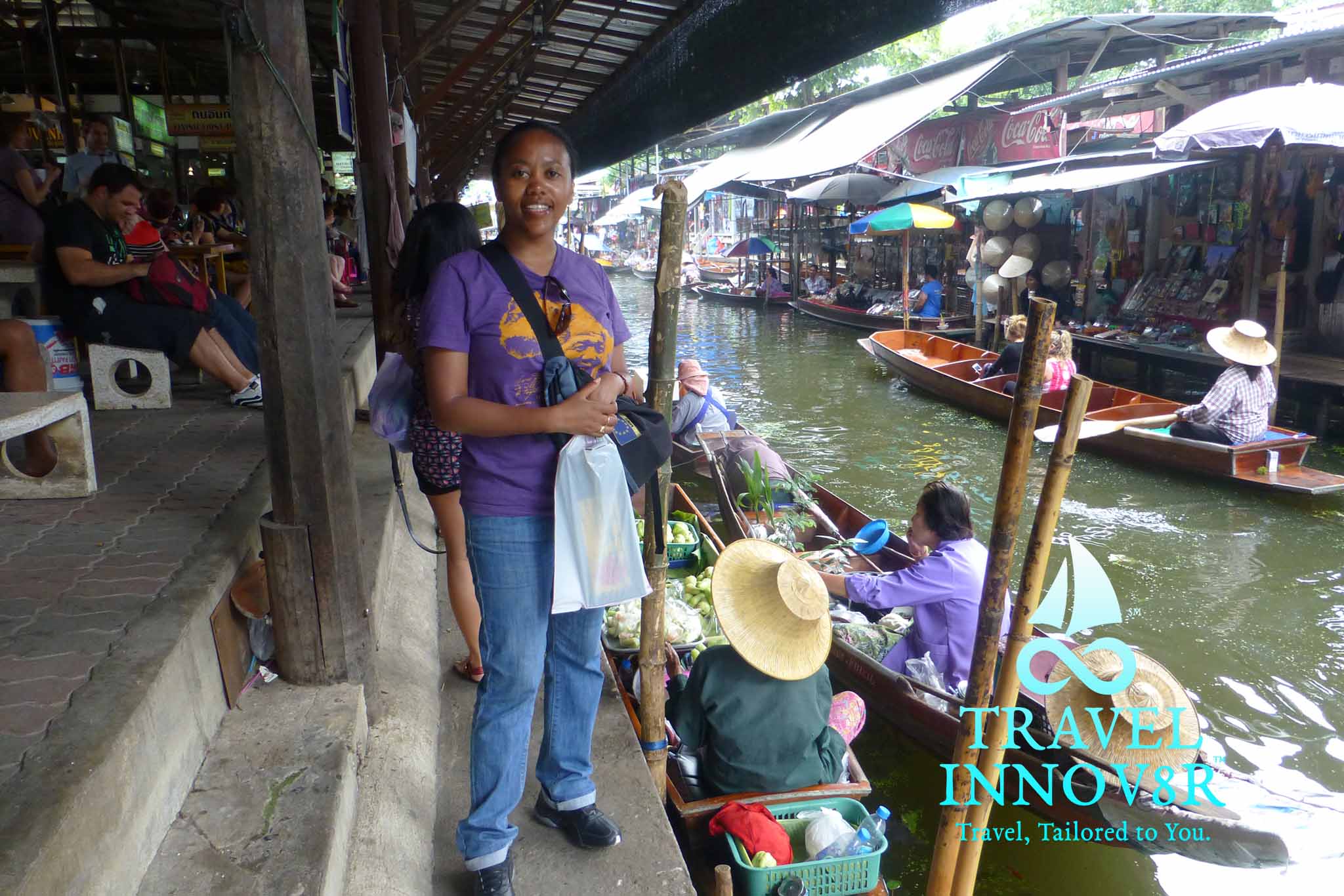 Damnoen Saduak Floating Market. Bangkok, Thailand.