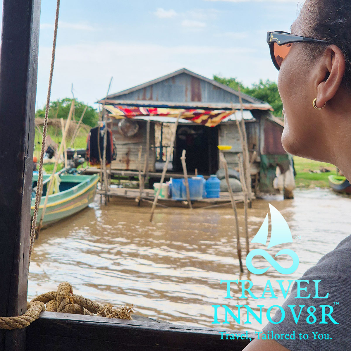 Floating village ⛵ built on the Tonle Sap Lake, Cambodia, the largest freshwater lake in Southeast Asia.